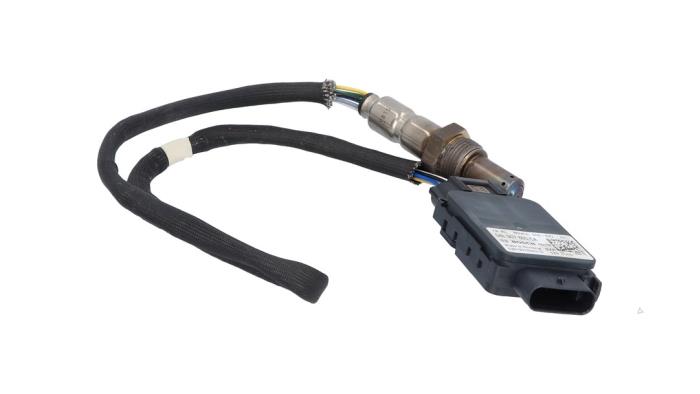 Usados Sensor Nox Volkswagen Transporter/Caravelle T6 2.0 TDI 150 California 4Motion Precio € 195,00 IVA incluido ofrecido por Automaterialen Ronald Morien B.V.