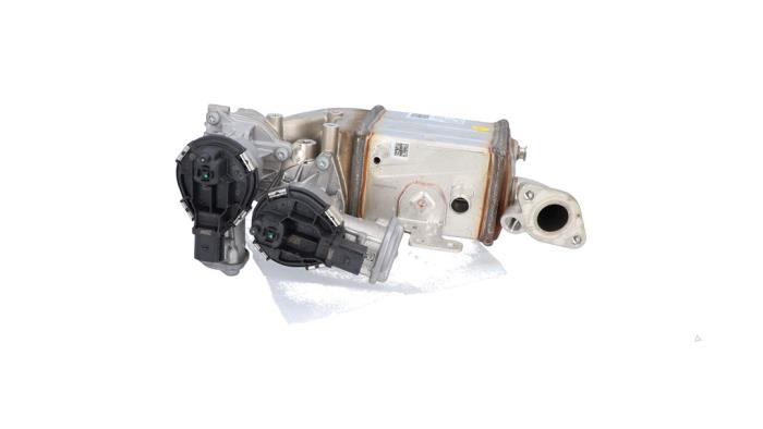EGR valve from a Volkswagen Transporter/Caravelle T6 2.0 TDI 204 4Motion 2022