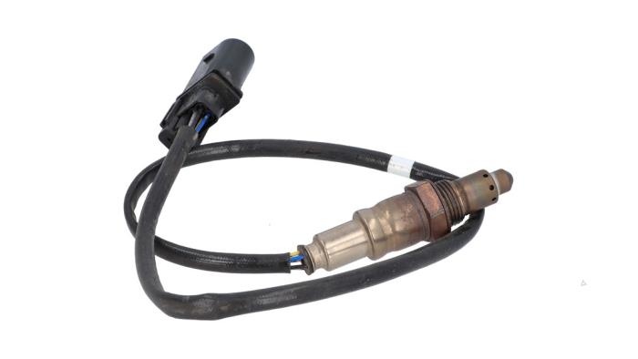 Usados Sonda Lambda Volkswagen Golf VIII (CD1) 1.5 TSI BlueMotion 16V Precio € 19,00 IVA incluido ofrecido por Automaterialen Ronald Morien B.V.