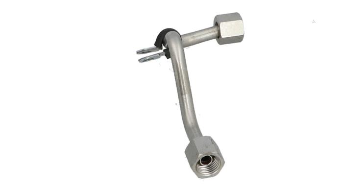 Usagé Conduit de carburant Volkswagen Golf VII (AUA) 2.0 GTI TCR 16V Prix € 14,99 Prix TTC proposé par Automaterialen Ronald Morien B.V.
