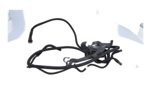 Usados Válvula de sobrepresión turbo Peugeot 3008 II (M4/MC/MJ/MR) 1.6 e-THP 165 16V Precio € 75,00 IVA incluido ofrecido por Automaterialen Ronald Morien B.V.