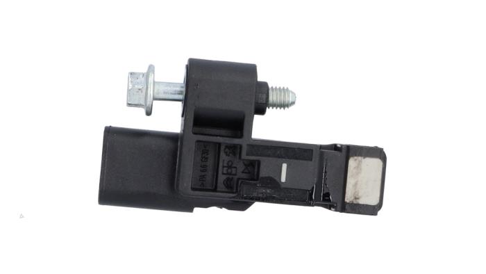 Begagnade Vevaxelsensor Peugeot 3008 II (M4/MC/MJ/MR) 1.6 e-THP 165 16V Pris € 20,00 Inklusive moms erbjuds av Automaterialen Ronald Morien B.V.