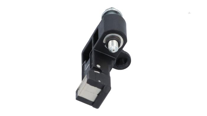 Begagnade Vevaxelsensor Peugeot 3008 II (M4/MC/MJ/MR) 1.6 e-THP 165 16V Pris € 20,00 Inklusive moms erbjuds av Automaterialen Ronald Morien B.V.