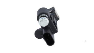 Usados Sensor de cigüeñal Peugeot 3008 II (M4/MC/MJ/MR) 1.6 e-THP 165 16V Precio € 20,00 IVA incluido ofrecido por Automaterialen Ronald Morien B.V.