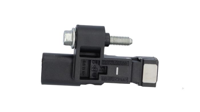 Begagnade Vevaxelsensor Peugeot 3008 II (M4/MC/MJ/MR) 1.6 e-THP 165 16V Pris € 20,00 Inklusive moms erbjuds av Automaterialen Ronald Morien B.V.