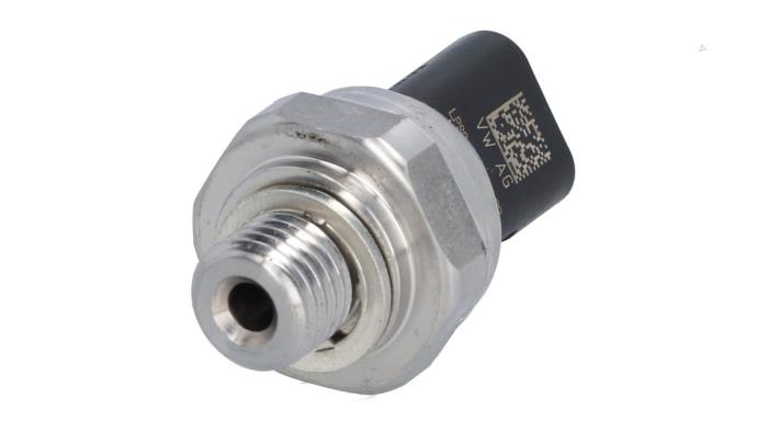 Nya Oljetryckssensor Volkswagen Golf VIII (CD1) 1.0 eTSI 12V Pris € 48,99 Inklusive moms erbjuds av Automaterialen Ronald Morien B.V.