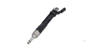 New Injector (petrol injection) Dacia Duster (SR) 1.3 TCE 150 16V Price € 75,00 Inclusive VAT offered by Automaterialen Ronald Morien B.V.