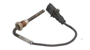 Lambda probe from a Opel Insignia Country Tourer 2.0 CDTI 16V 130 ecoFLEX 2011
