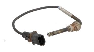 Lambda probe from a Opel Insignia Country Tourer 2.0 CDTI 16V 130 ecoFLEX 2011