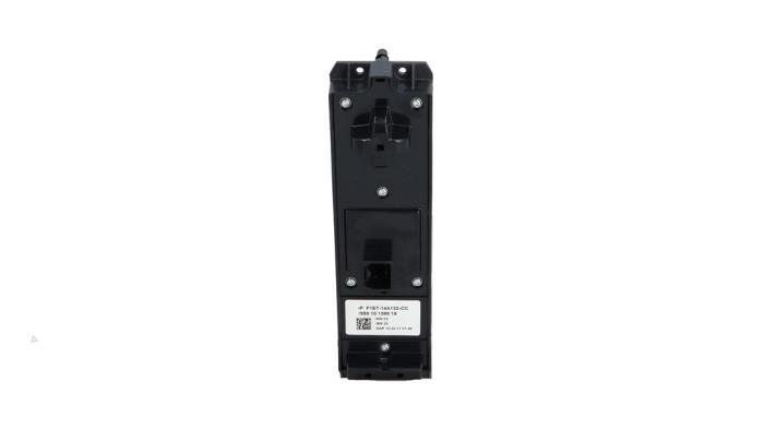 Usados Interruptor combinado de ventanillas Ford Kuga II (DM2) 1.5 EcoBoost 16V 150 Precio € 25,00 Norma de margen ofrecido por Automaterialen Ronald Morien B.V.