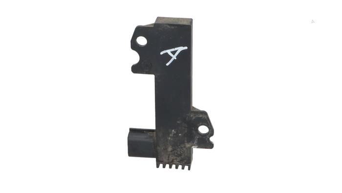 Używane Antena Ford Focus 3 1.5 EcoBoost 16V 150 Cena € 10,00 Procedura marży oferowane przez Automaterialen Ronald Morien B.V.