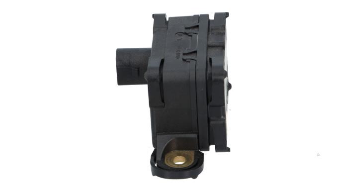 Gebrauchte Esp Duo Sensor Audi Q7 (4LB) 4.2 FSI V8 32V Preis € 25,00 Margenregelung angeboten von Automaterialen Ronald Morien B.V.