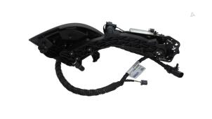 Begagnade Cabrioletöverdrag Audi R8 Spyder (427/429) 5.2 V10 40V FSI Quattro Pris € 356,95 Inklusive moms erbjuds av Automaterialen Ronald Morien B.V.