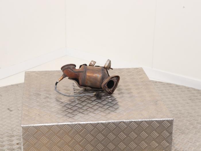 Catalytic converters with engine code stock