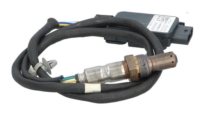 Używane Czujnik Nox Volkswagen Transporter/Caravelle T6 2.0 TDI 150 Cena € 90,75 Z VAT oferowane przez Automaterialen Ronald Morien B.V.