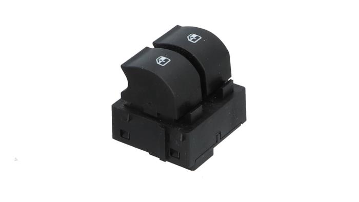 Usados Interruptor combinado de ventanillas Fiat Punto Evo (199) 1.3 JTD Multijet 85 16V Euro 5 Precio € 15,00 Norma de margen ofrecido por Automaterialen Ronald Morien B.V.