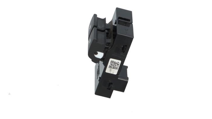 Usados Interruptor combinado de ventanillas Opel Karl 1.0 12V Precio € 15,00 Norma de margen ofrecido por Automaterialen Ronald Morien B.V.