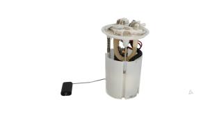 Used Electric fuel pump Renault Megane III Berline (BZ) 1.5 dCi 110 Price € 49,00 Margin scheme offered by Automaterialen Ronald Morien B.V.