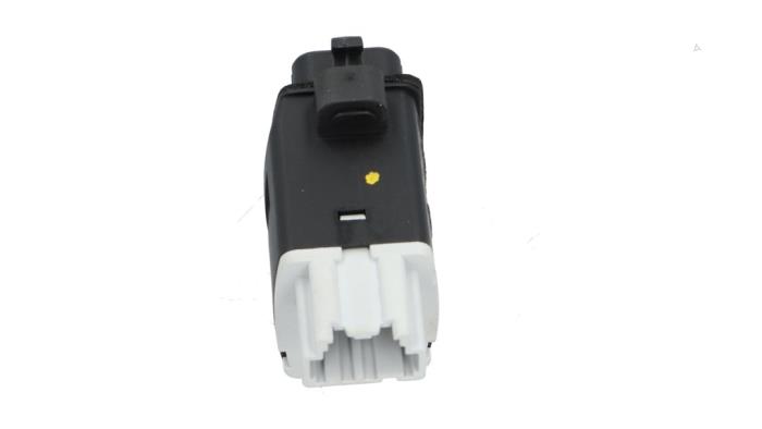 Begagnade Sensor (övriga) Ford Fiesta 7 1.0 EcoBoost 12V 100 Pris € 10,00 Marginaltabell erbjuds av Automaterialen Ronald Morien B.V.