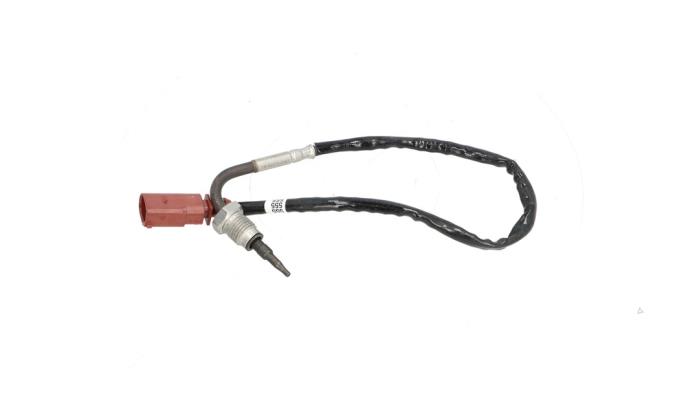 Usagé Sensor température d’échappement Volkswagen Crafter (SY) 2.0 TDI RWD Prix € 18,15 Prix TTC proposé par Automaterialen Ronald Morien B.V.