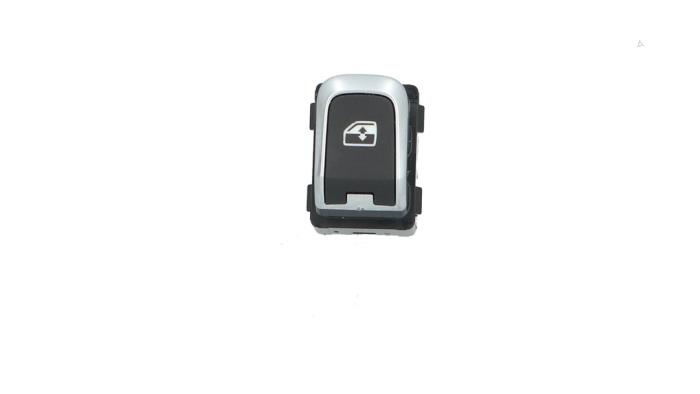 Usados Interruptor de ventanilla eléctrica Audi Q2 (GAB/GAG) 1.6 30 TDI 16V Precio € 9,99 IVA incluido ofrecido por Automaterialen Ronald Morien B.V.