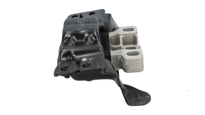Used Engine mount Audi Q2 (GAB/GAG) 1.6 30 TDI 16V Price € 25,00 Inclusive VAT offered by Automaterialen Ronald Morien B.V.
