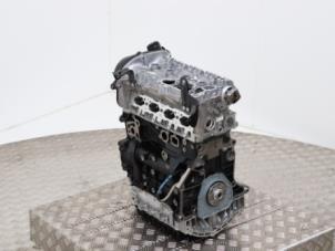 Engine from a Volkswagen Golf VII (AUA) 2.0 GTI 16V Performance Package 2020