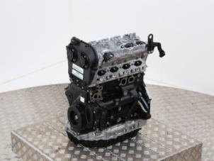 Engine from a Volkswagen Golf VII (AUA) 2.0 GTI 16V Performance Package 2020