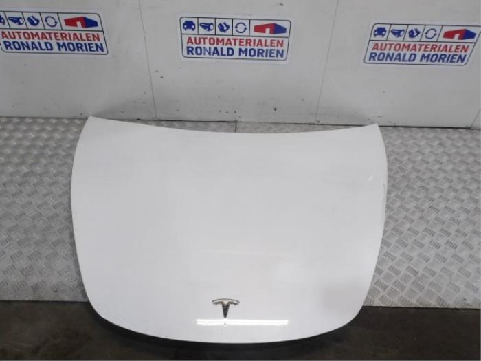 Usados Capó Tesla Model 3 EV AWD Precio € 356,95 IVA incluido ofrecido por Automaterialen Ronald Morien B.V.