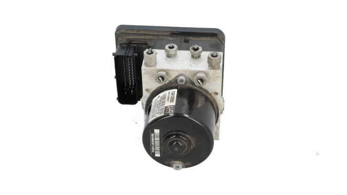 Usagé Bloc ABS Opel Astra J Sports Tourer (PD8/PE8/PF8) 1.6 CDTI 16V Prix € 125,00 Règlement à la marge proposé par Automaterialen Ronald Morien B.V.