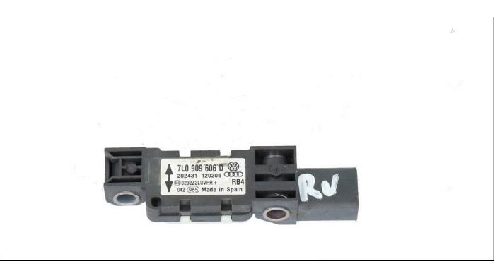 Begagnade Airbagsensor Bentley Continental GT 6.0 W12 48V Pris € 35,00 Marginaltabell erbjuds av Automaterialen Ronald Morien B.V.