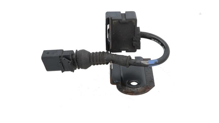 Begagnade Sensor (övriga) Bentley Continental GT 6.0 W12 48V Pris € 25,00 Marginaltabell erbjuds av Automaterialen Ronald Morien B.V.