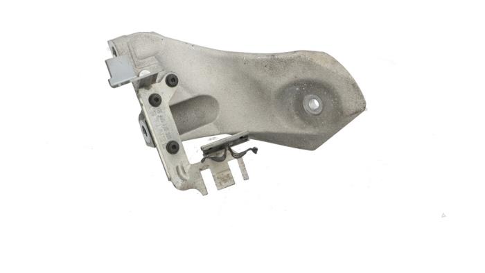 Used Engine mount Bentley Continental GT 6.0 W12 48V Price € 65,00 Margin scheme offered by Automaterialen Ronald Morien B.V.