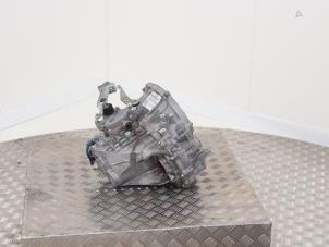 Getriebe van een Mitsubishi Space Star (A0) 1.2 12V 2021