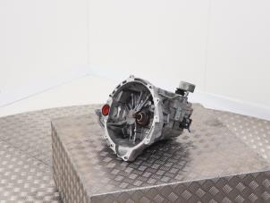 Getriebe van een Mitsubishi Space Star (A0) 1.2 12V 2021