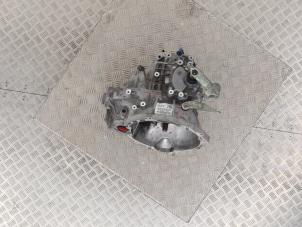 Getriebe van een Mitsubishi Space Star (A0) 1.2 12V 2021