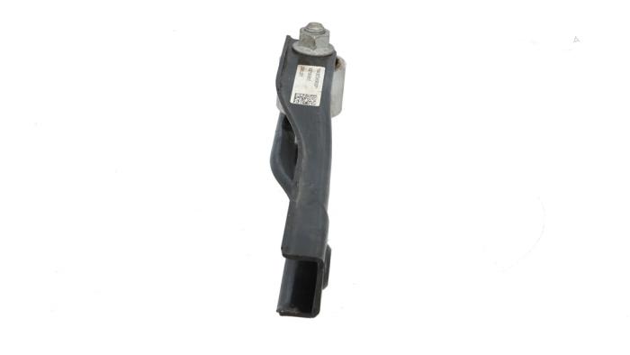 Used Engine mount Volkswagen Golf VII (AUA) e-Golf Price € 19,00 Margin scheme offered by Automaterialen Ronald Morien B.V.
