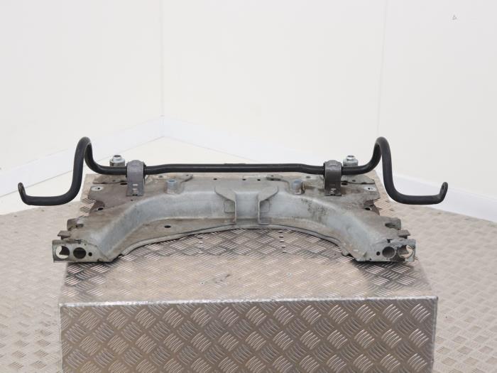 Used Subframe Renault Captur I (2R) 1.2 TCE 16V EDC Price € 89,00 Margin scheme offered by Automaterialen Ronald Morien B.V.