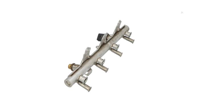 Usagé Système d'injection Audi A4 Avant Quattro (B8) 1.8 TFSI 16V Prix € 35,00 Règlement à la marge proposé par Automaterialen Ronald Morien B.V.