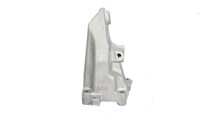 New Engine mount Mercedes E (W213) E-200 2.0 Turbo 16V Price € 50,00 Inclusive VAT offered by Automaterialen Ronald Morien B.V.