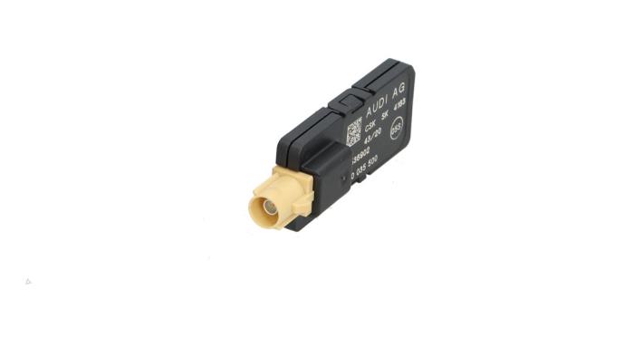 Używane Antena Audi e-tron (GEN) 55 quattro Cena € 9,99 Z VAT oferowane przez Automaterialen Ronald Morien B.V.