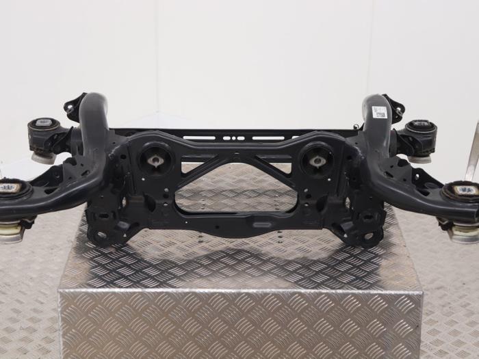 Begagnade Underram Audi e-tron (GEN) 55 quattro Pris € 272,25 Inklusive moms erbjuds av Automaterialen Ronald Morien B.V.