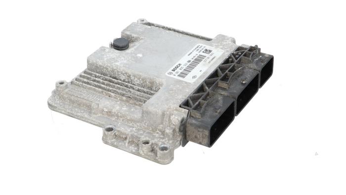 Used Engine management computer Renault Koleos II (RZGH) 2.0 dCi Price € 395,00 Inclusive VAT offered by Automaterialen Ronald Morien B.V.