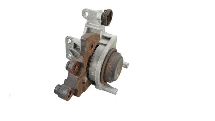 Used Engine mount Renault Koleos II (RZGH) 2.0 dCi Price € 95,00 Inclusive VAT offered by Automaterialen Ronald Morien B.V.