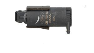 Begagnade Pump, vindrutespolare Ford Transit Connect 1.8 TDCi 90 Pris € 15,00 Marginaltabell erbjuds av Automaterialen Ronald Morien B.V.