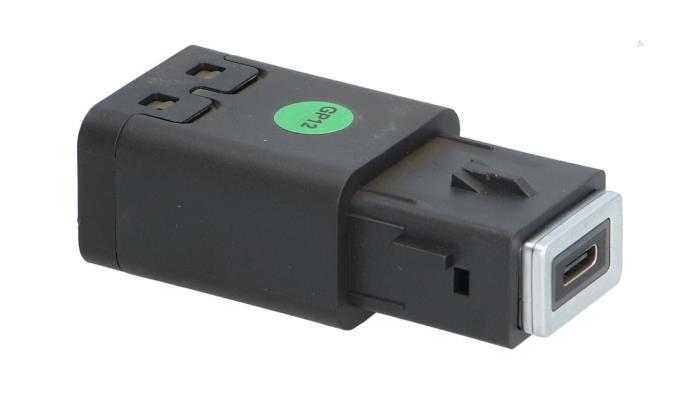 Begagnade USB-modul Opel Astra L (F3/FB/FM/FP) 1.6 Plug-in Hybrid Turbo 16V Pris € 19,00 Inklusive moms erbjuds av Automaterialen Ronald Morien B.V.