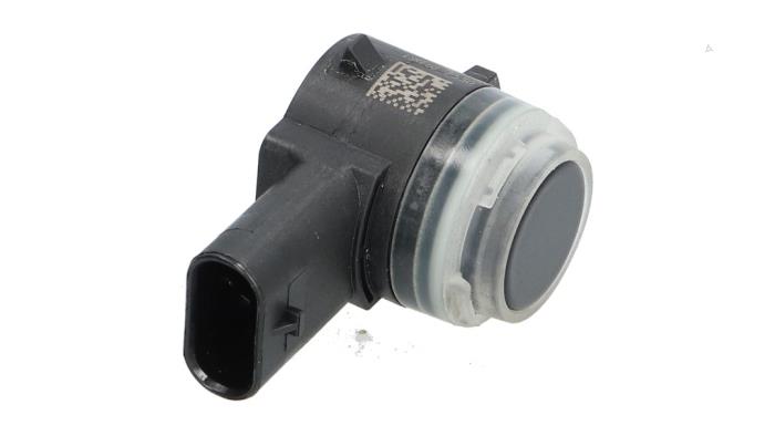 Usados Sensor PDC Opel Astra L (F3/FB/FM/FP) 1.6 Plug-in Hybrid Turbo 16V Precio € 39,00 IVA incluido ofrecido por Automaterialen Ronald Morien B.V.