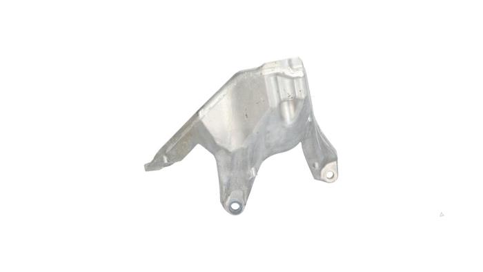 Usagé Support moteur Audi e-tron Sportback (GEA) 55 Prix € 25,00 Prix TTC proposé par Automaterialen Ronald Morien B.V.