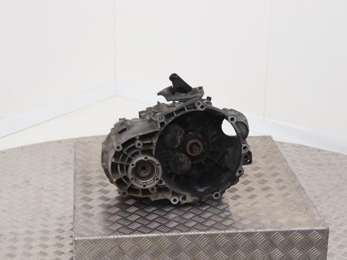 Gebrauchte Getriebe Volkswagen Golf V (1K1) 2.0 TDI DPF Preis € 175,00 Margenregelung angeboten von Automaterialen Ronald Morien B.V.