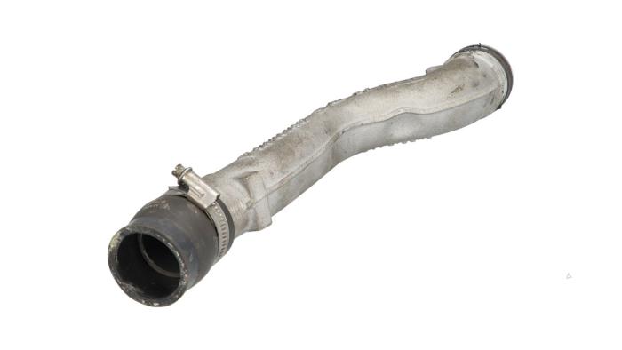 Gebrauchte Wasserrohr Porsche Cayenne (9PA) 4.5 S V8 32V Preis € 19,00 Margenregelung angeboten von Automaterialen Ronald Morien B.V.